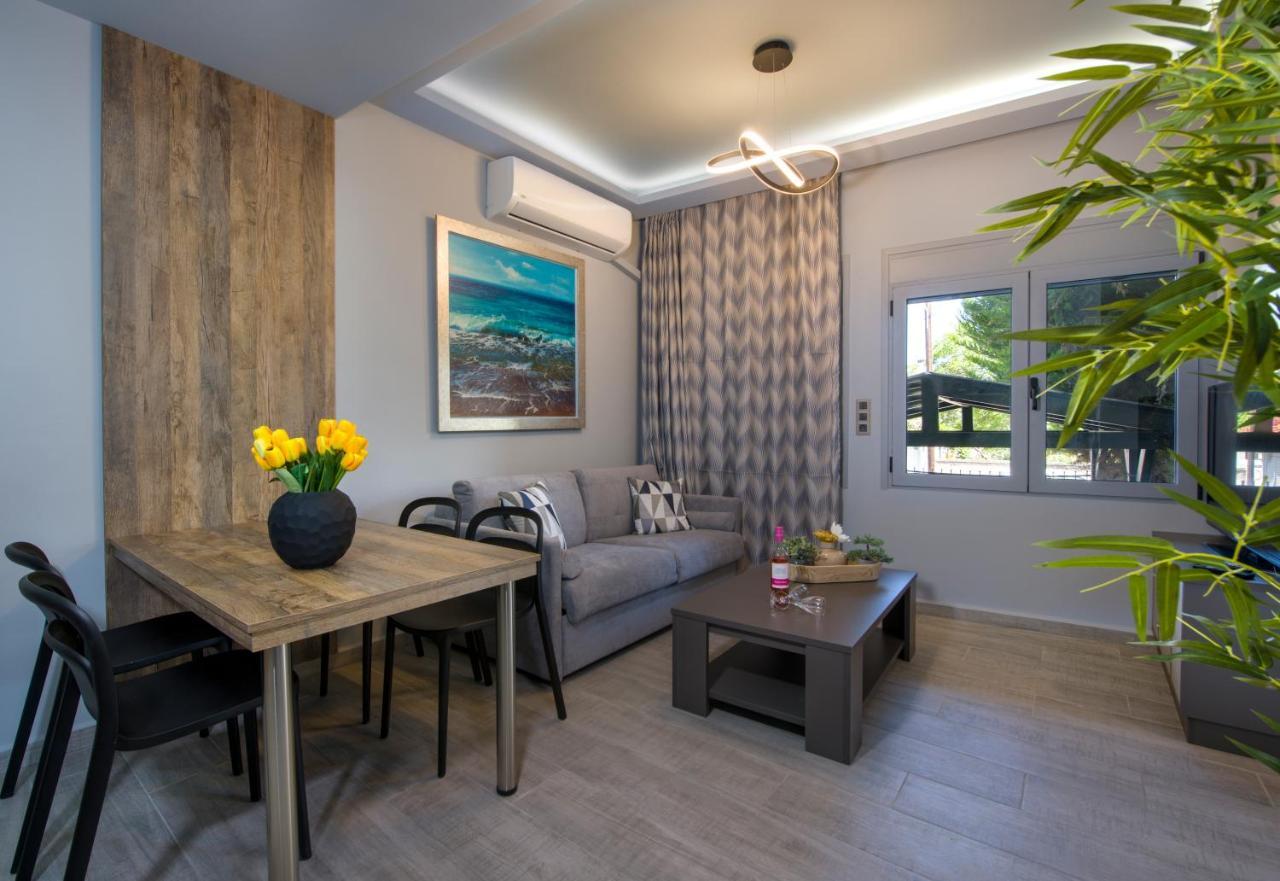 Rena'S Luxury Apartment With Free Private Parking Khania Eksteriør bilde