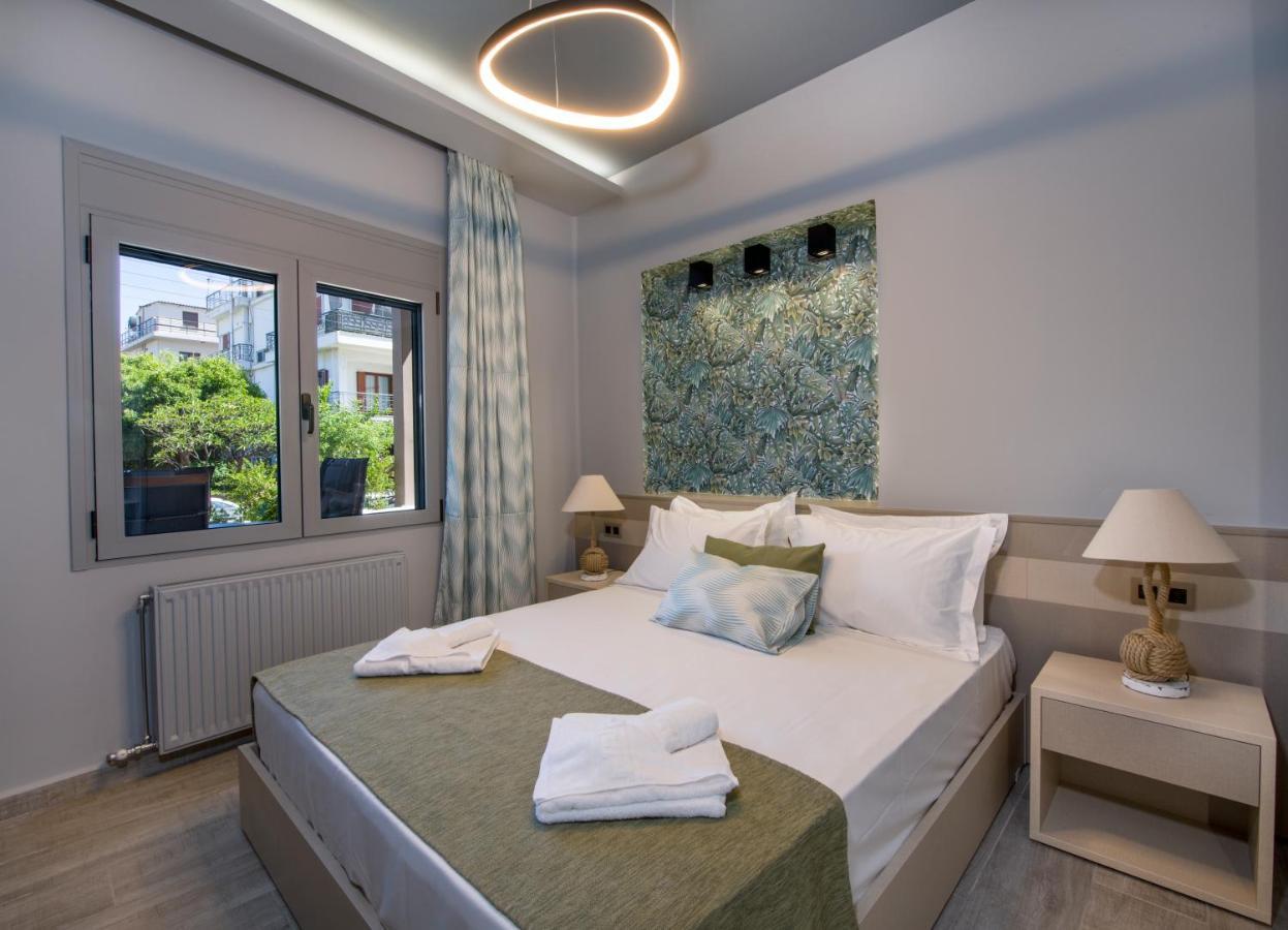 Rena'S Luxury Apartment With Free Private Parking Khania Eksteriør bilde